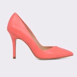 Aldo Ripiego Coral Pumps size 5